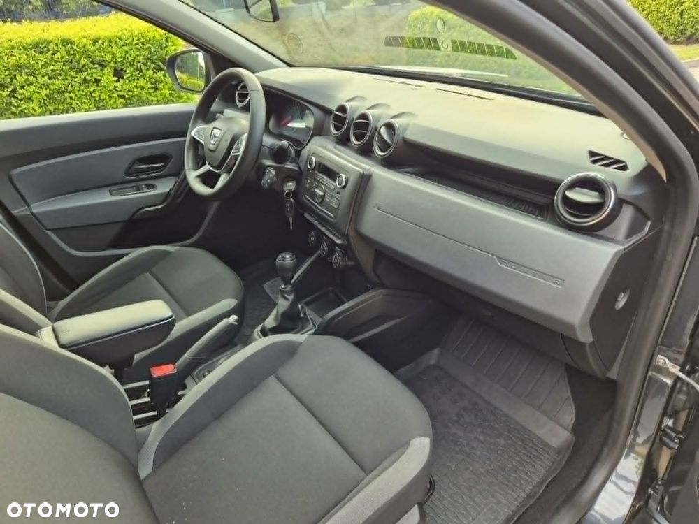 Dacia Duster TCe 130 2WD GPF Celebration - 13