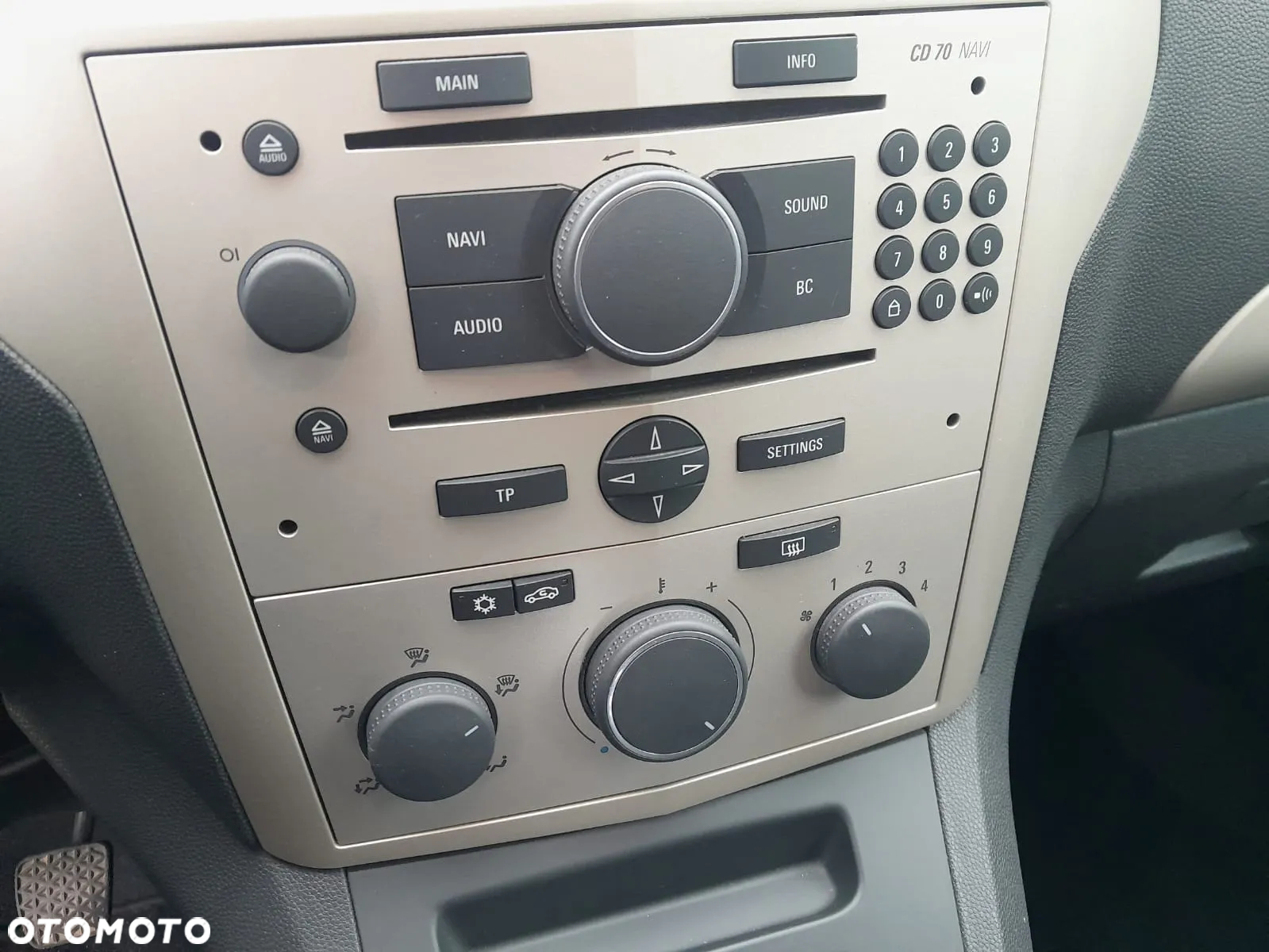 Opel Zafira 1.6 - 18