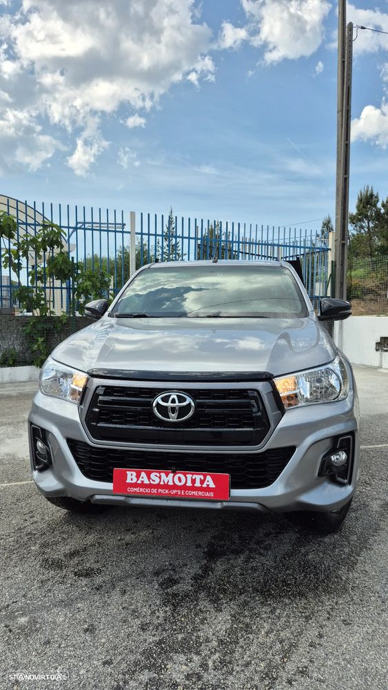 Toyota Hilux 4x4 Extra Cab Comfort - 2