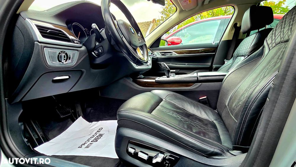 BMW Seria 7 740d xDrive - 29