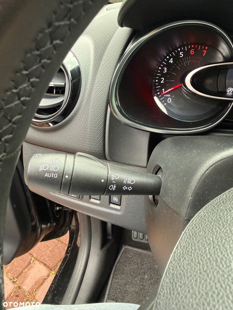 Renault Clio Energy TCe 90 Start & Stop Paris - 25