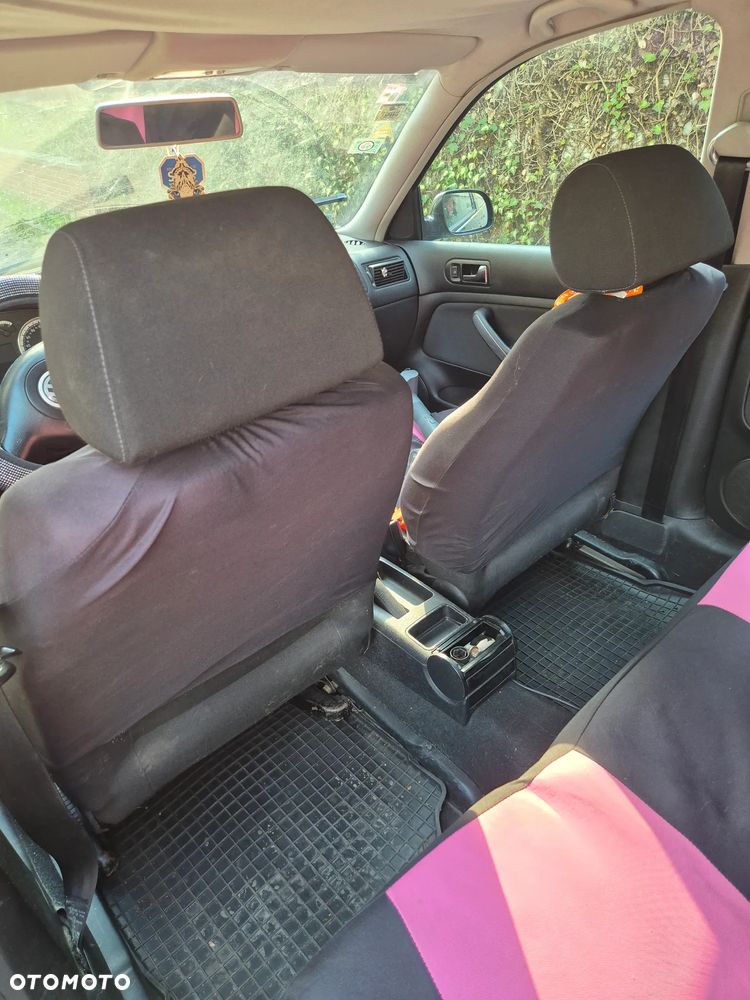 Volkswagen Golf 1.9 TDI Comfortline - 11