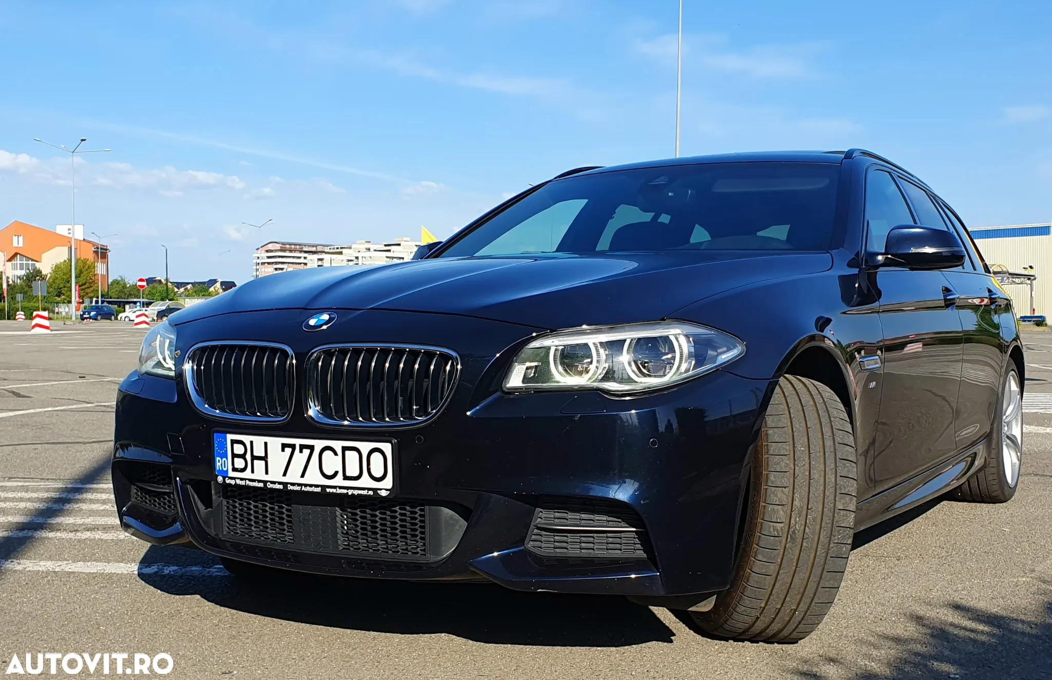 BMW Seria 5 535d xDrive Touring - 37