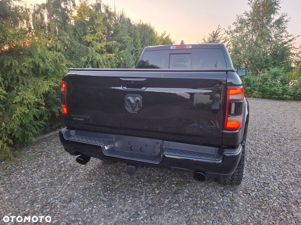 RAM 1500 5.7 Crew Cab Bighorn - 4