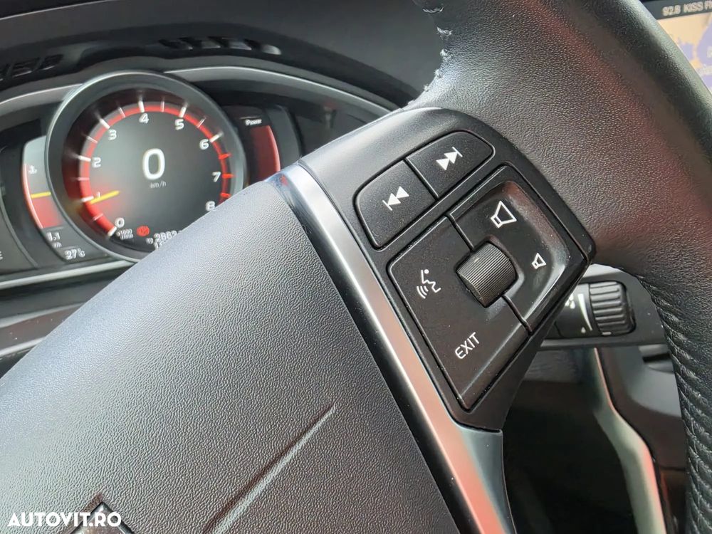 Volvo V40 - 22