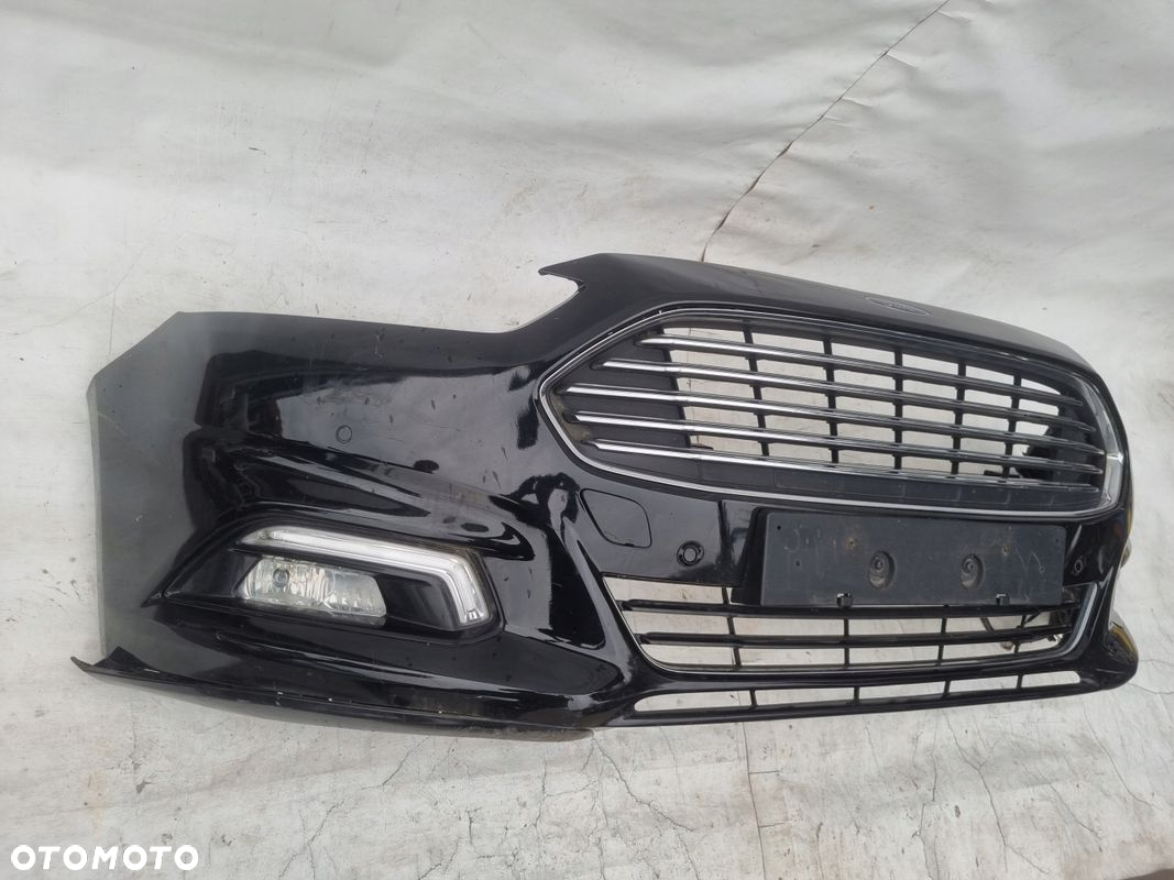 Zderzak przedni FORD MONDEO MK5 2014-2019 LED - 2