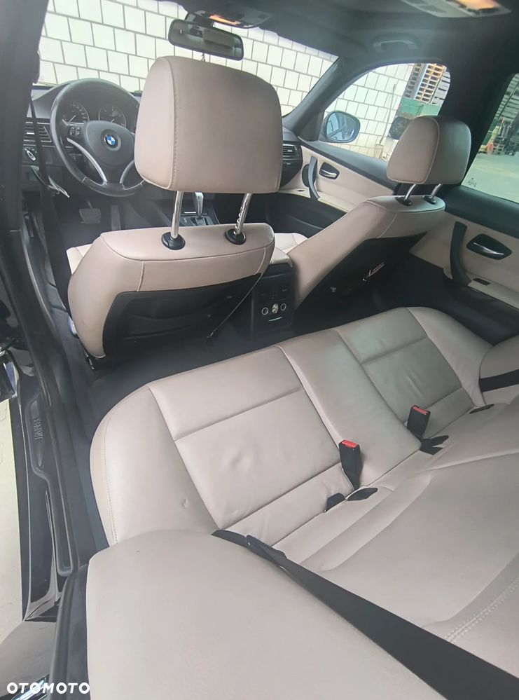 BMW Seria 3 320d DPF - 36