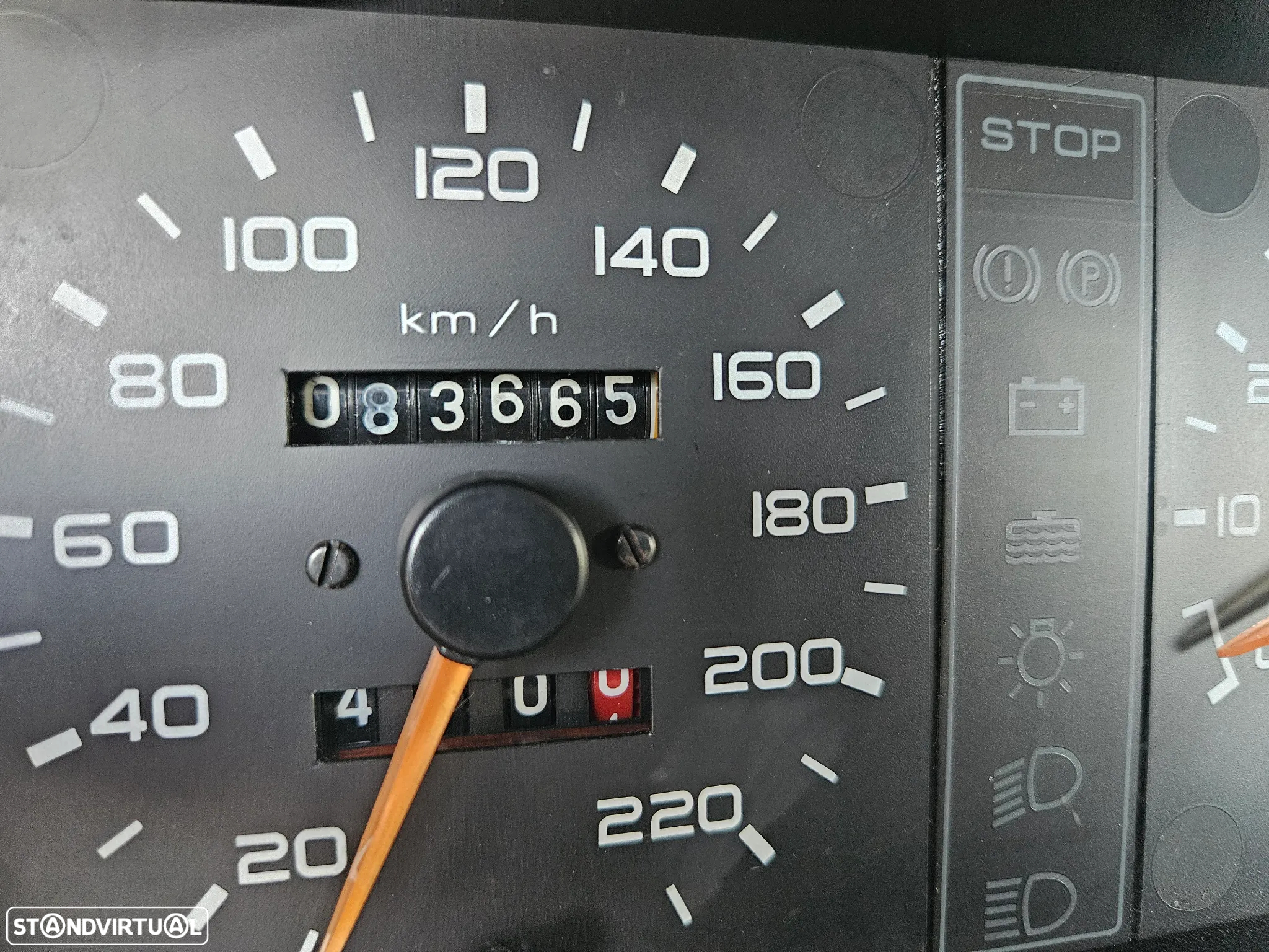 Peugeot 205 1.9 GTi - 11