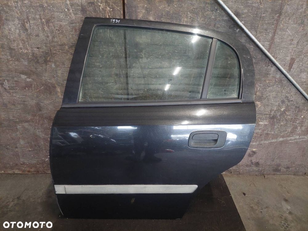DRZWI KOMPLETNE LEWY TYŁ ASTRA G II HB 5D Z298 - 1