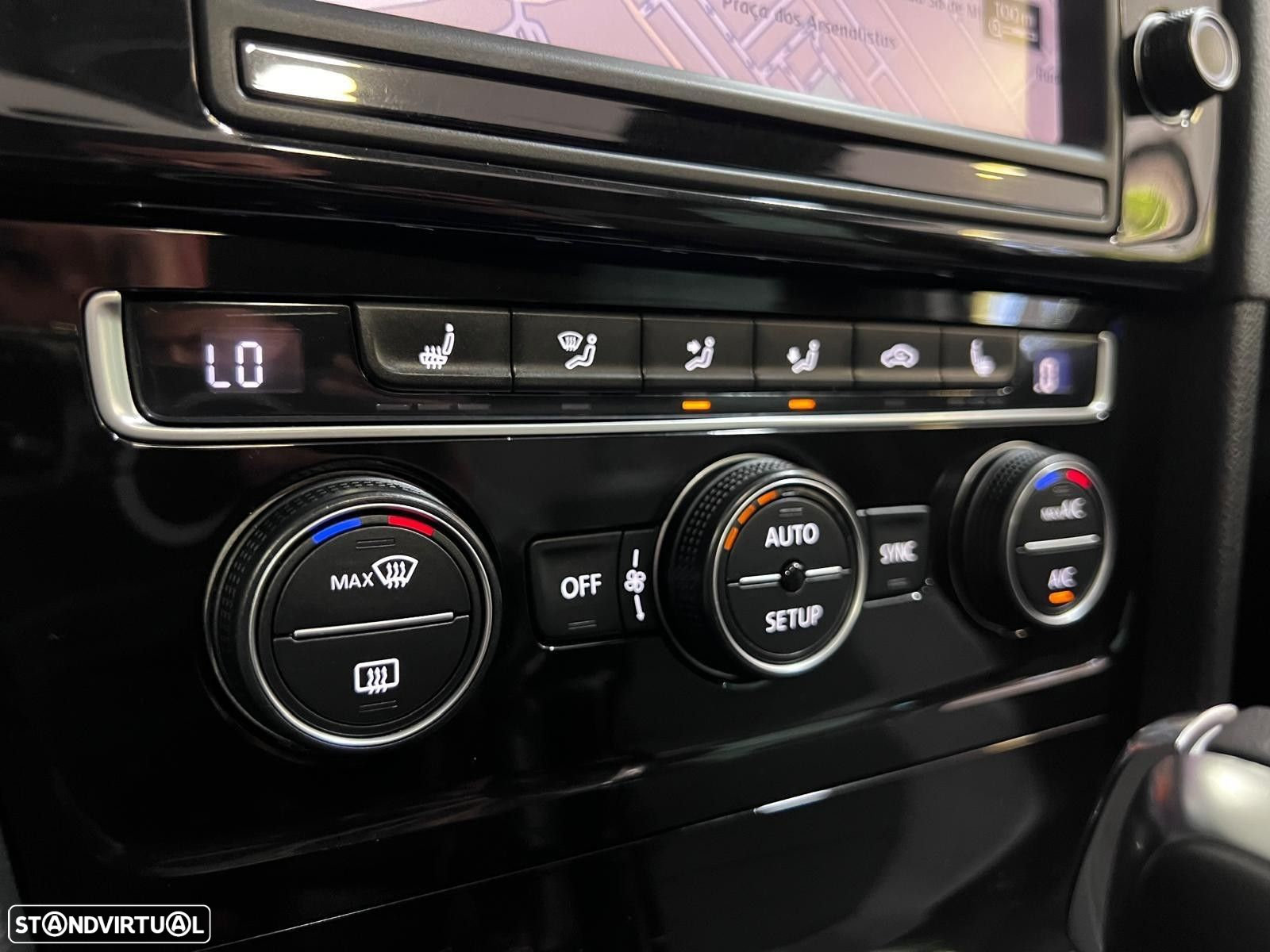 VW Golf - 42