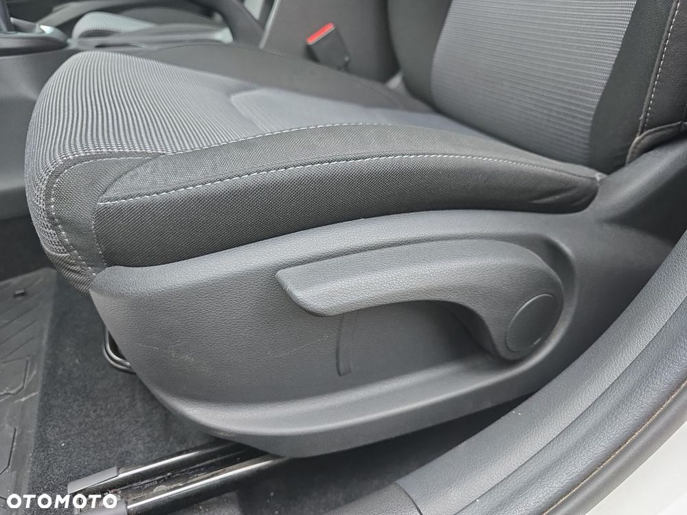 Hyundai i30 1.5 DPI Comfort - 22