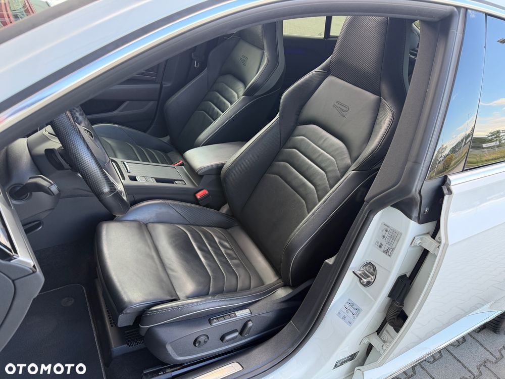 Volkswagen Arteon 2.0 TDI SCR 4Motion DSG R-Line - 20