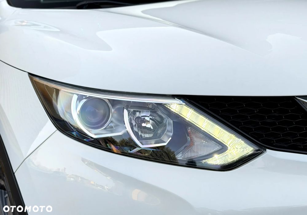 Nissan Qashqai 1.2 DIG-T Tekna EU6 - 7