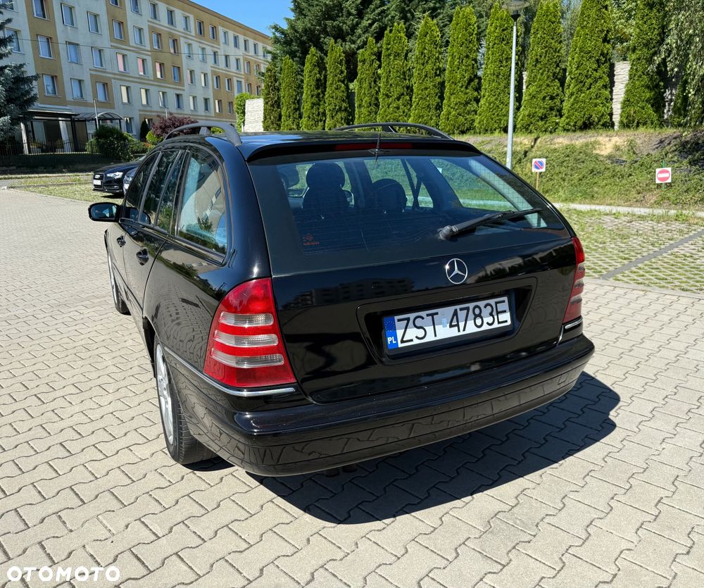 Mercedes-Benz Klasa C 180 T Kompressor Avantgarde - 7