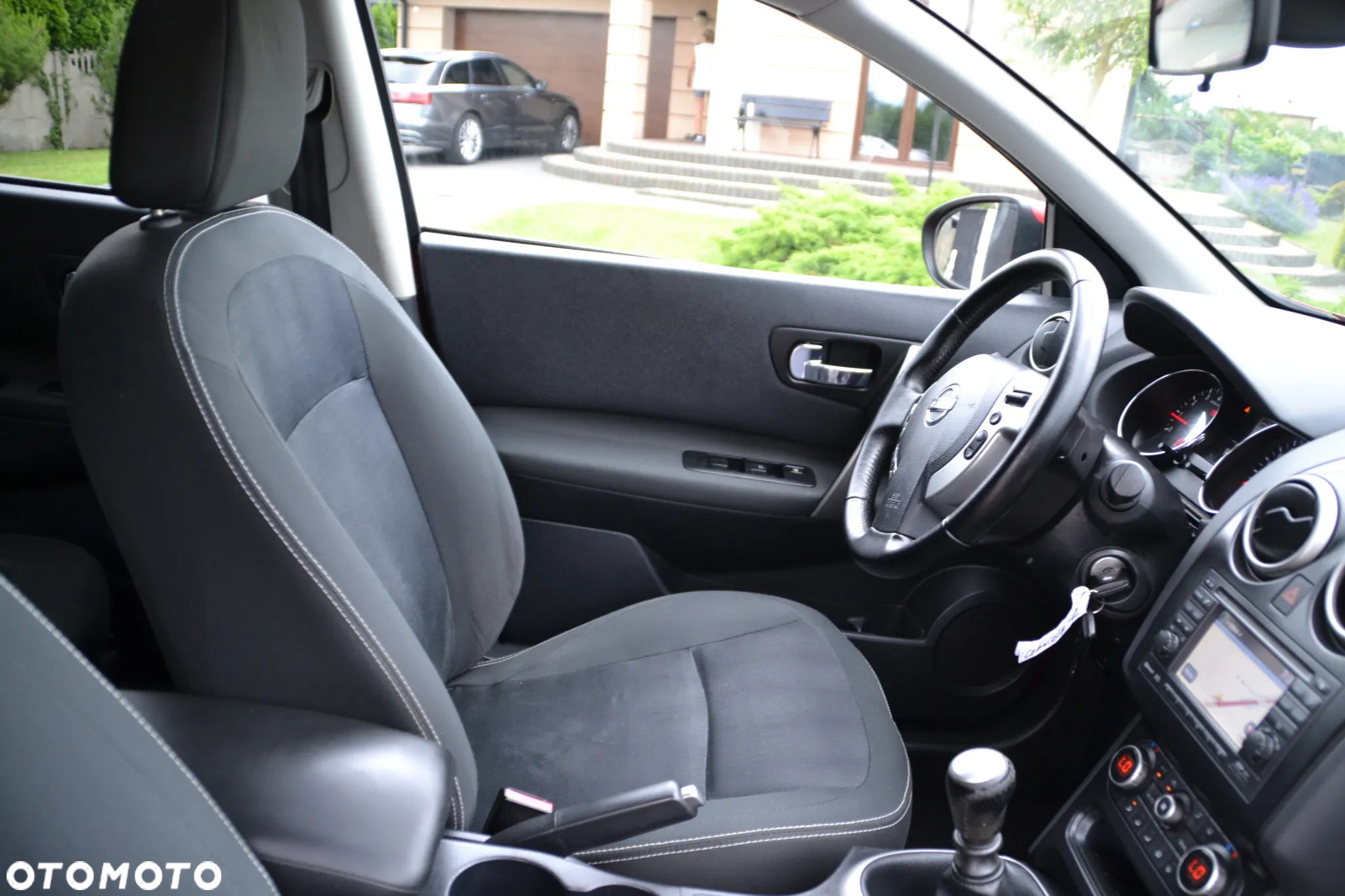 Nissan Qashqai+2 2.0 Tekna Premium - 28