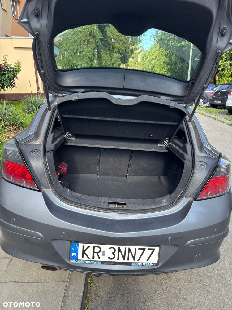 Opel Astra 2.0 Turbo Cosmo - 2