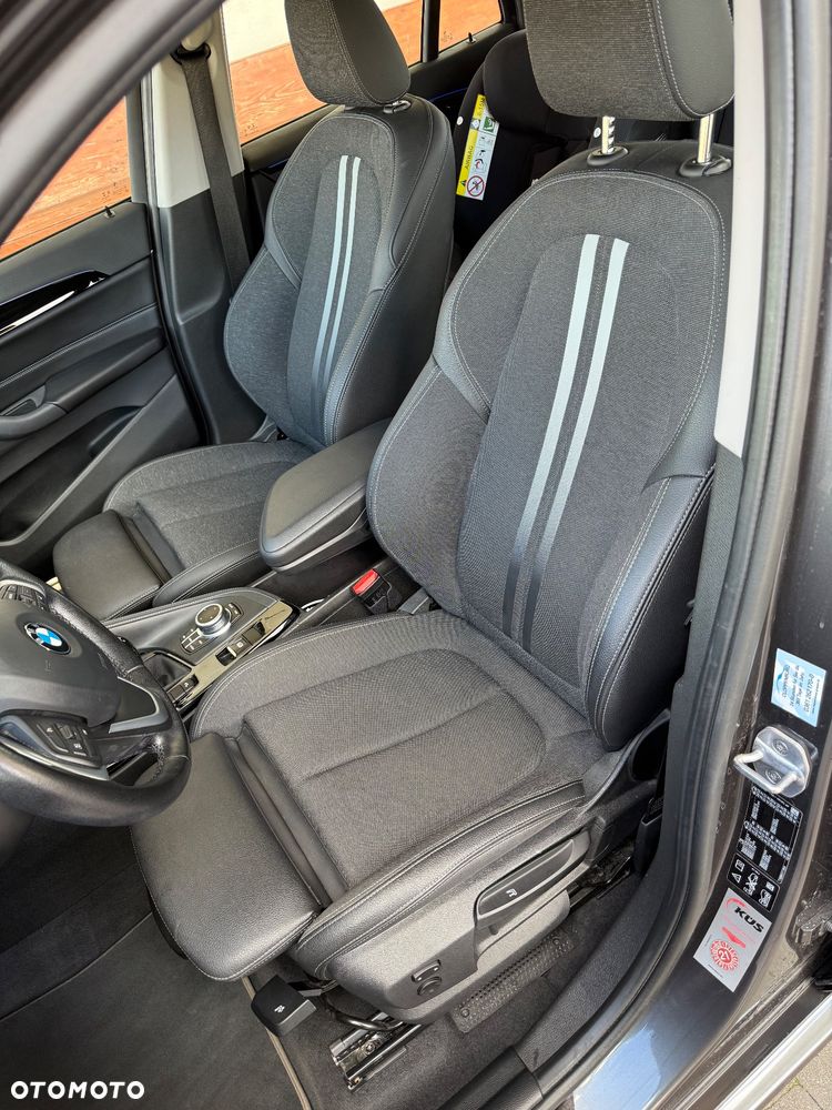 BMW X1 xDrive20i GPF Sport Line - 12