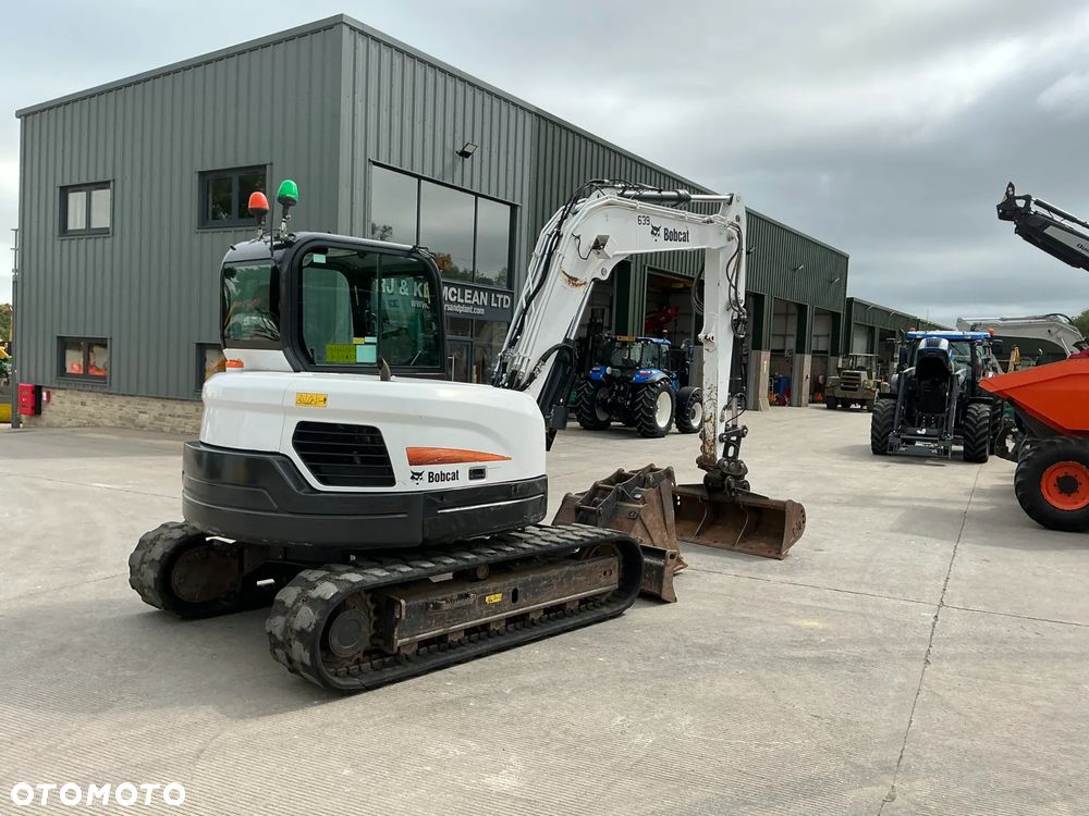 Bobcat E85 - 7