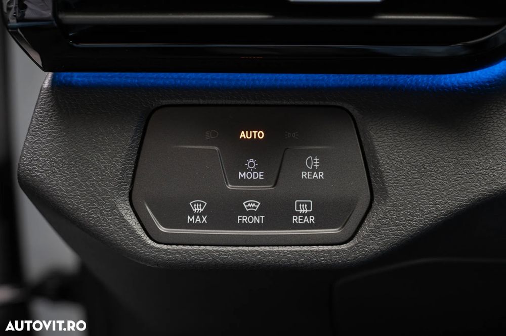 VOLKSWAGEN ID.4 2021 — imagine 18