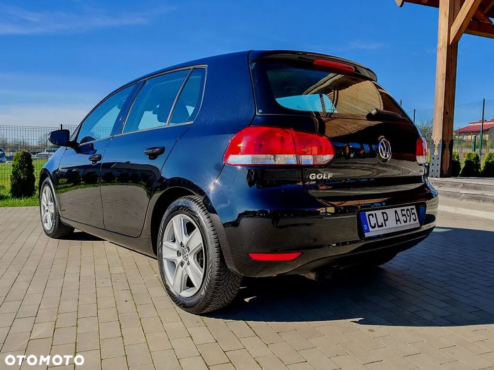 Volkswagen Golf 2.0 TDI SCR Comfortline - 10