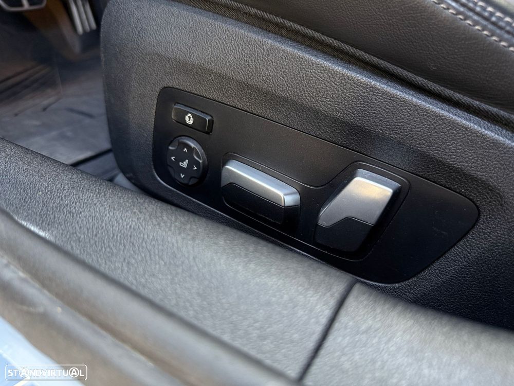 BMW 840 Gran Coupé d xDrive Pack M - 25