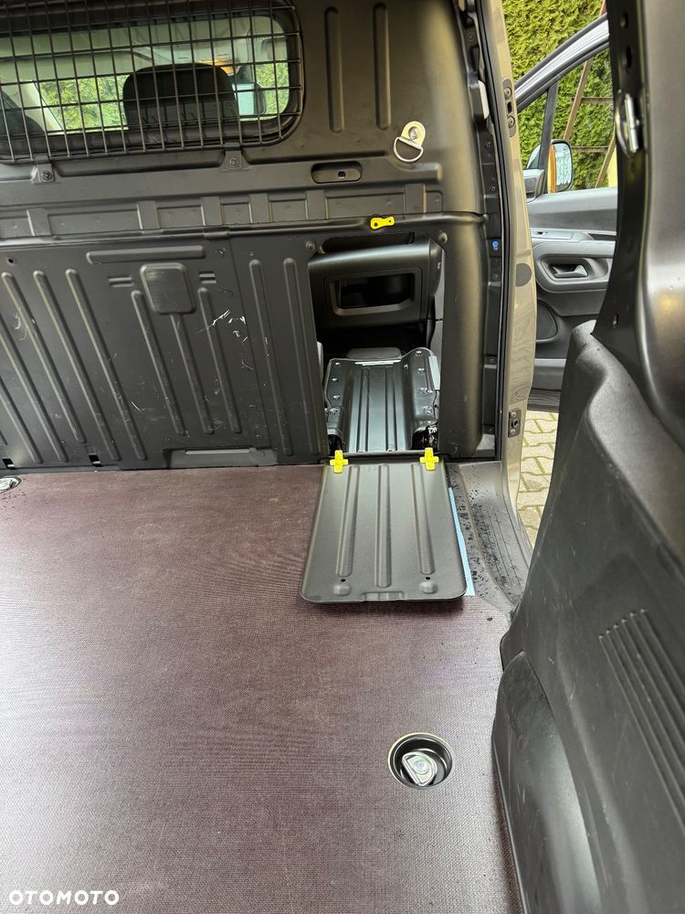 Toyota Proace City - 15