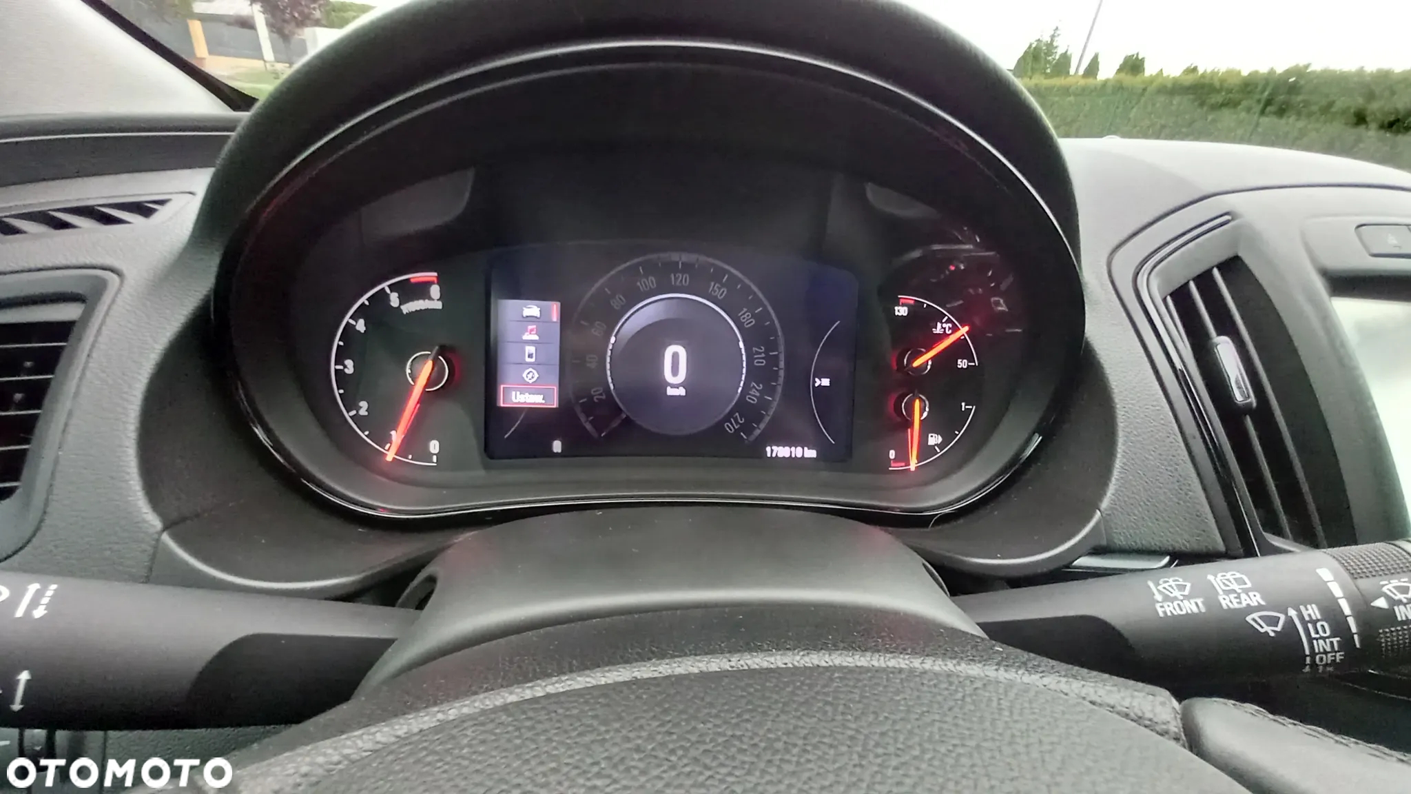 Opel Insignia - 30
