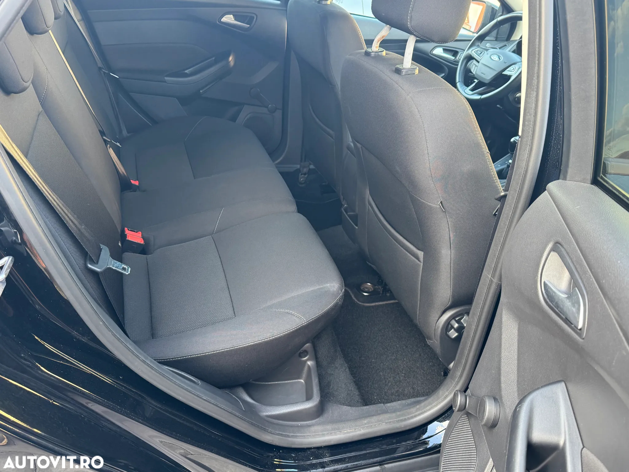 Ford Focus 1.0 EcoBoost 6MT MHEV Active - 19