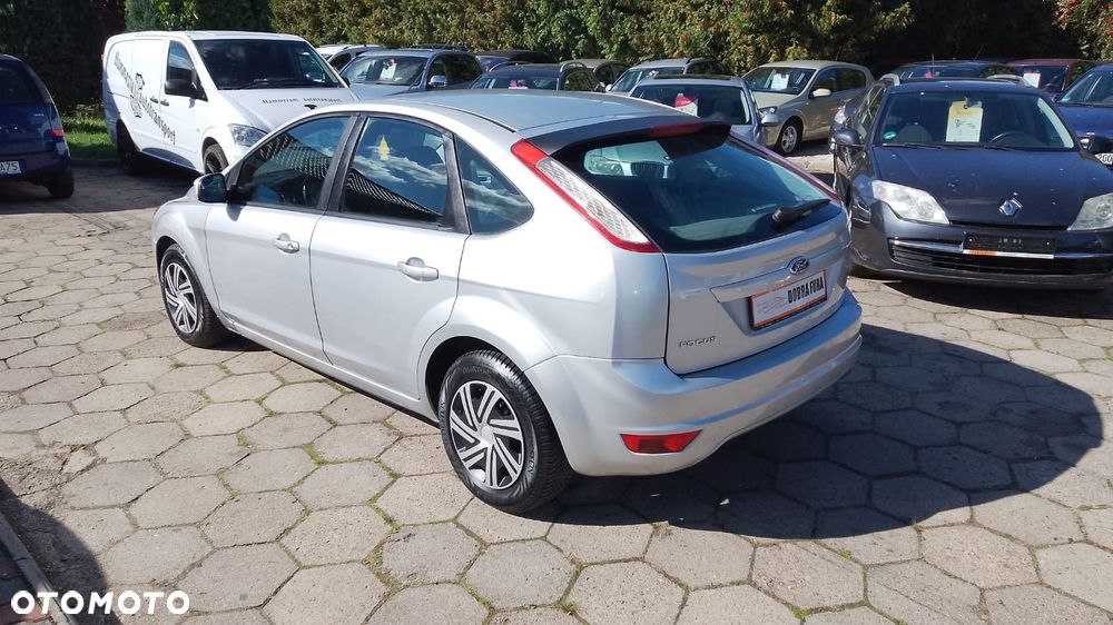 Ford Focus 1.6 Ambiente - 6