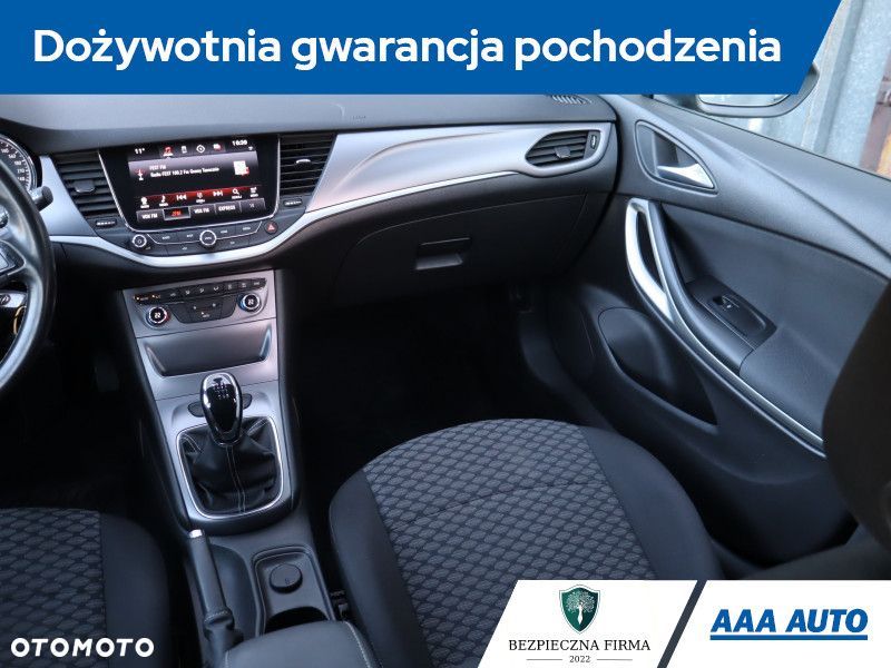 Opel Astra - 9