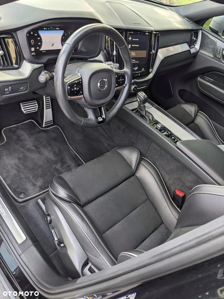 Volvo XC 60 T5 AWD Geartronic RDesign - 14