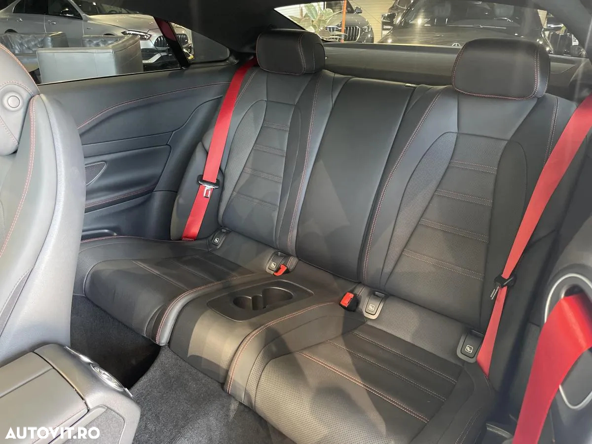 Mercedes-Benz E AMG 53 4Matic Cabrio AMG Speedshift 9G-TRONIC - 11
