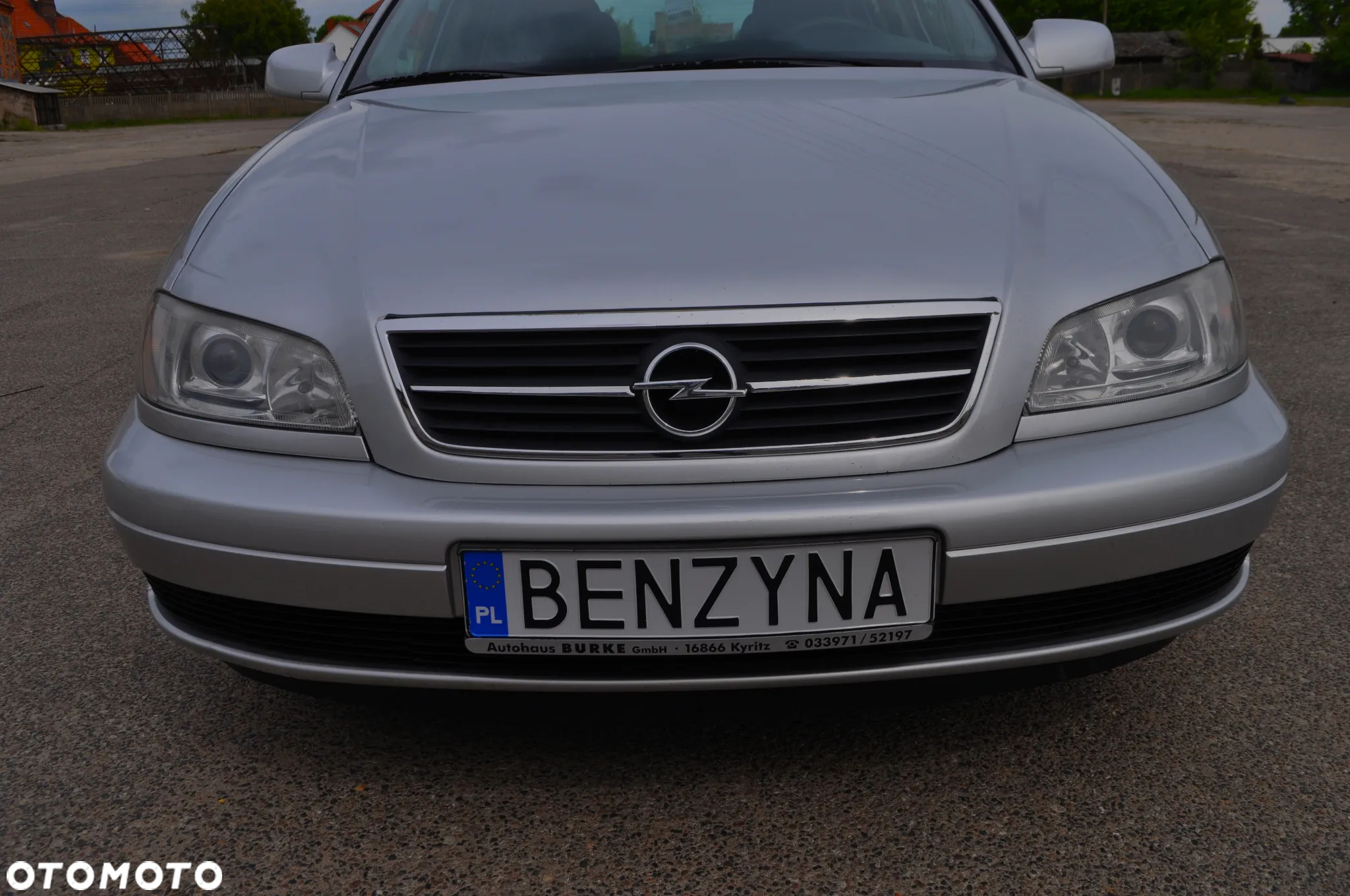 Opel Omega 2.2 Elegance - 28