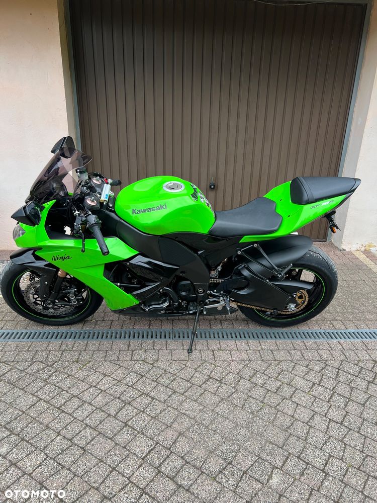 Kawasaki ZX - 22