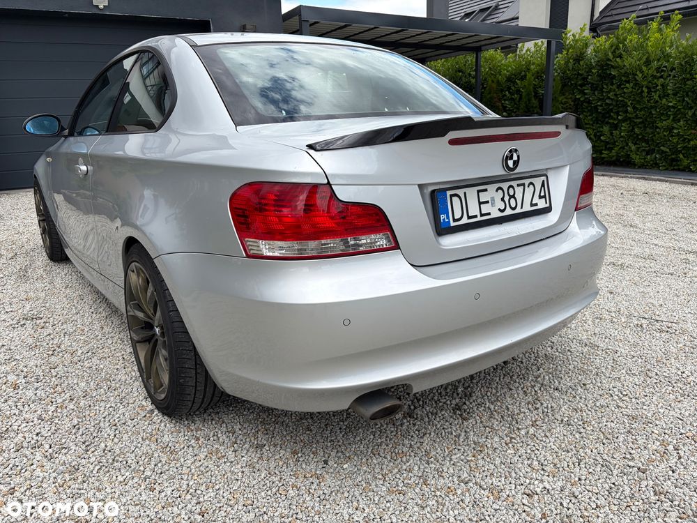 BMW Seria 1 120d - 14