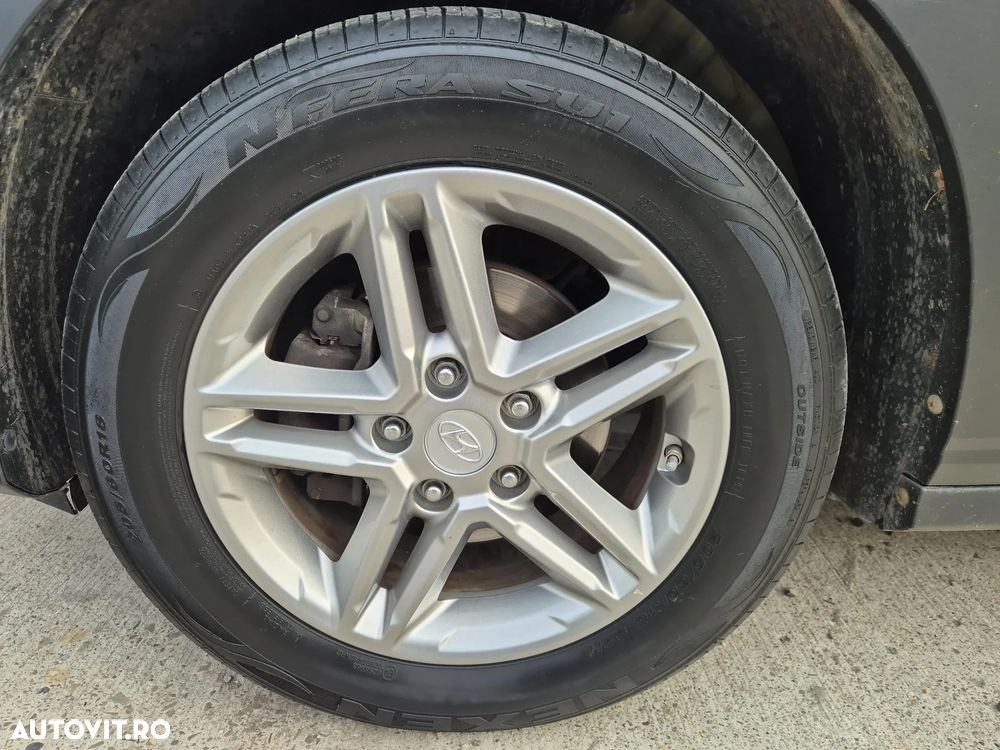 Hyundai KONA 1.0 T-GDI 2WD Highway - 24