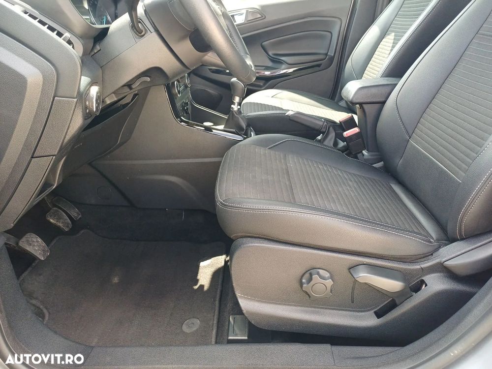 Ford EcoSport 1.0 EcoBoost Titanium - 12