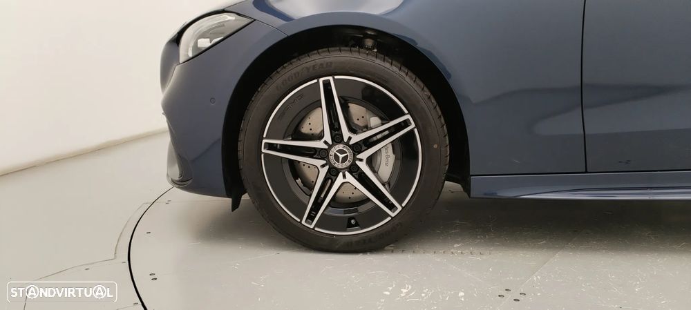Mercedes-Benz C 300 de AMG Line - 17