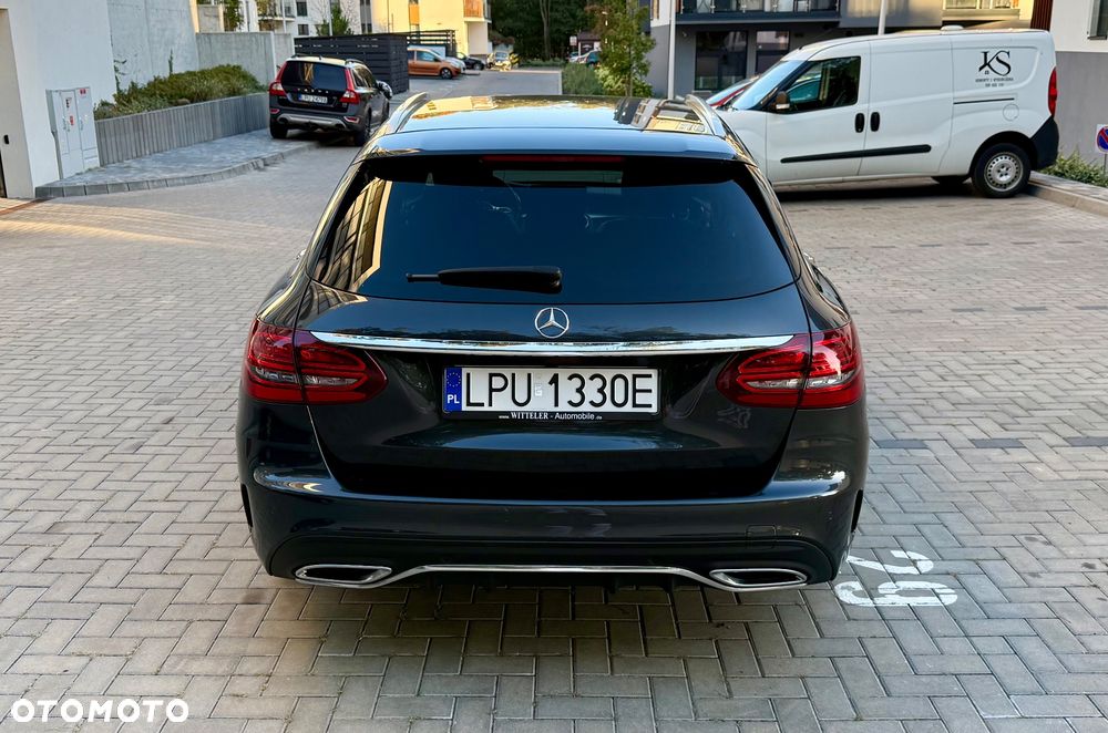 Mercedes-Benz Klasa C 300 d 4MATIC 9G-TRONIC - 9