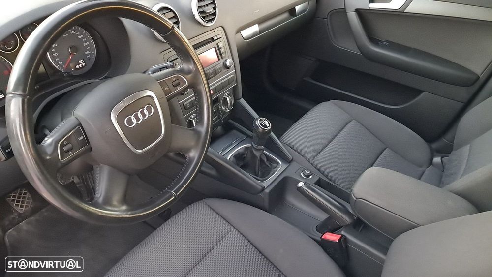 Audi A3 Sportback 1.6 TDI Sport - 13