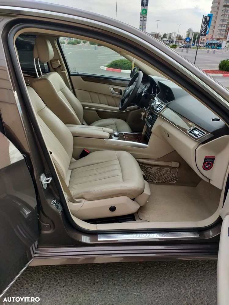 Mercedes-Benz E 300 BlueTEC Aut - 24