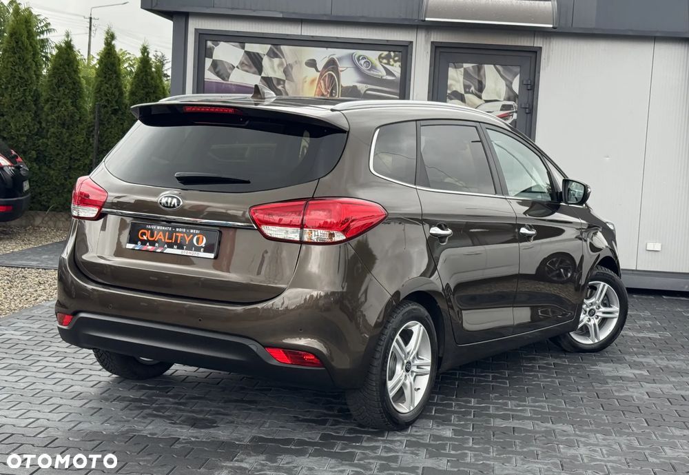 Kia Carens 1.7 CRDi L 7os DCT - 5