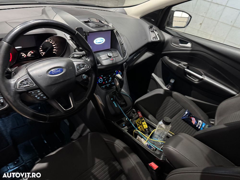 Ford Kuga 2.0 TDCi 4WD Powershift Titanium - 12