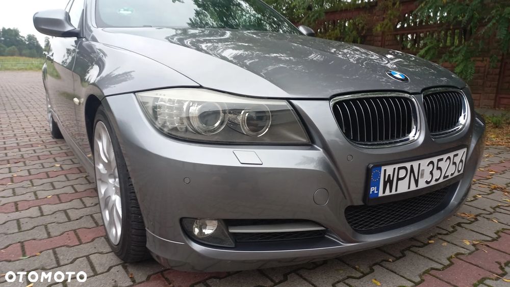 BMW Seria 3 335d DPF Edition Exclusive - 1