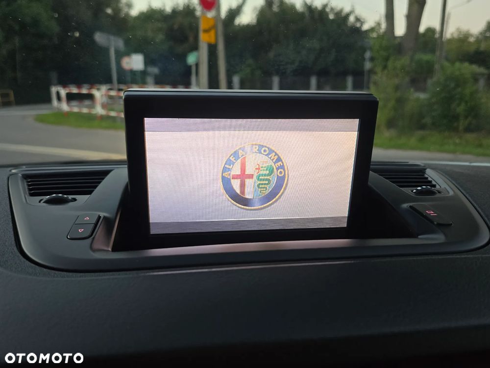 Alfa Romeo Giulietta 1.6 JTDM 16V Turismo - 34