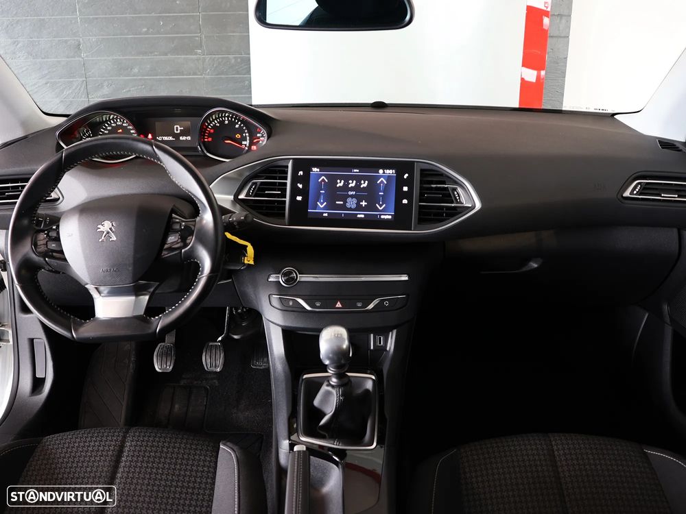 Peugeot 308 1.5 BlueHDi Business Line - 17