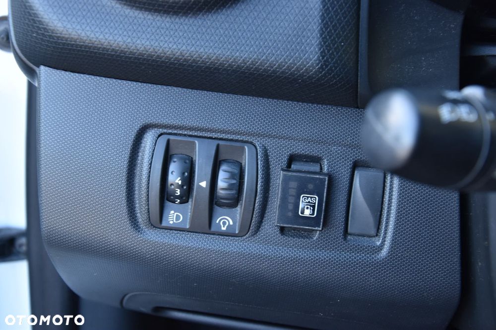 Renault Clio - 18
