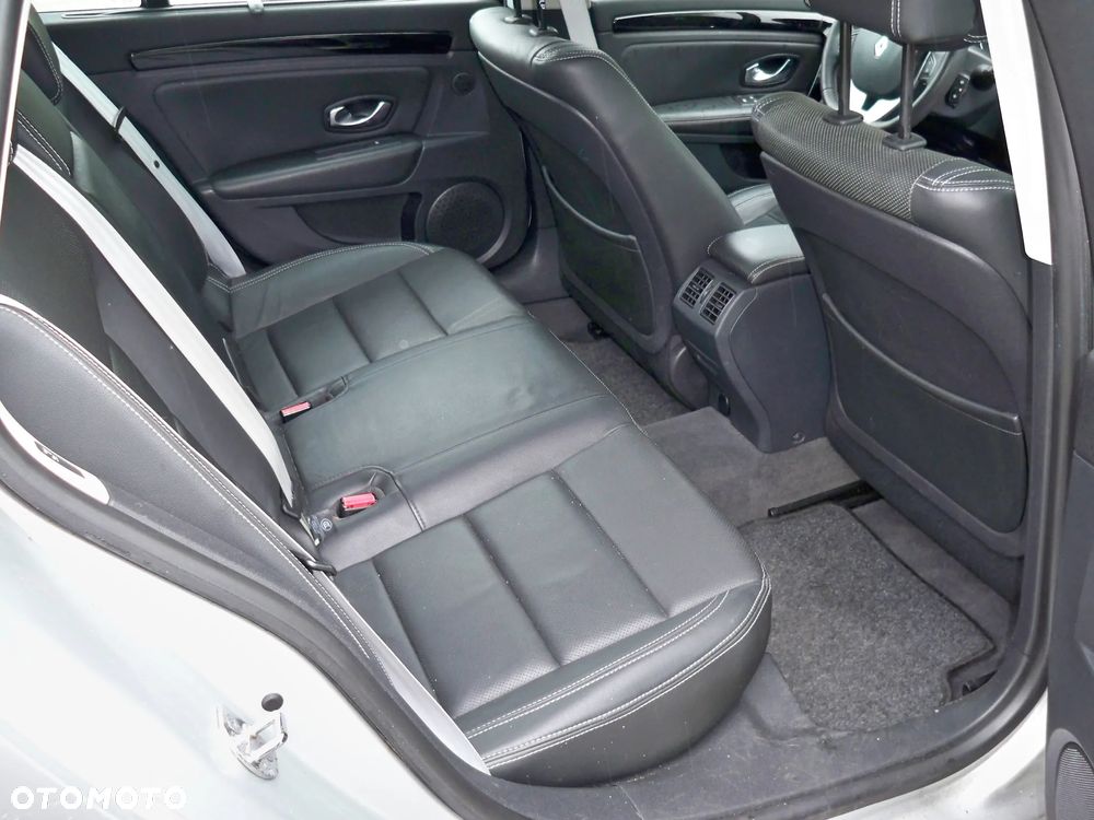 Renault Laguna dCi 175 FAP Bose Edition - 14
