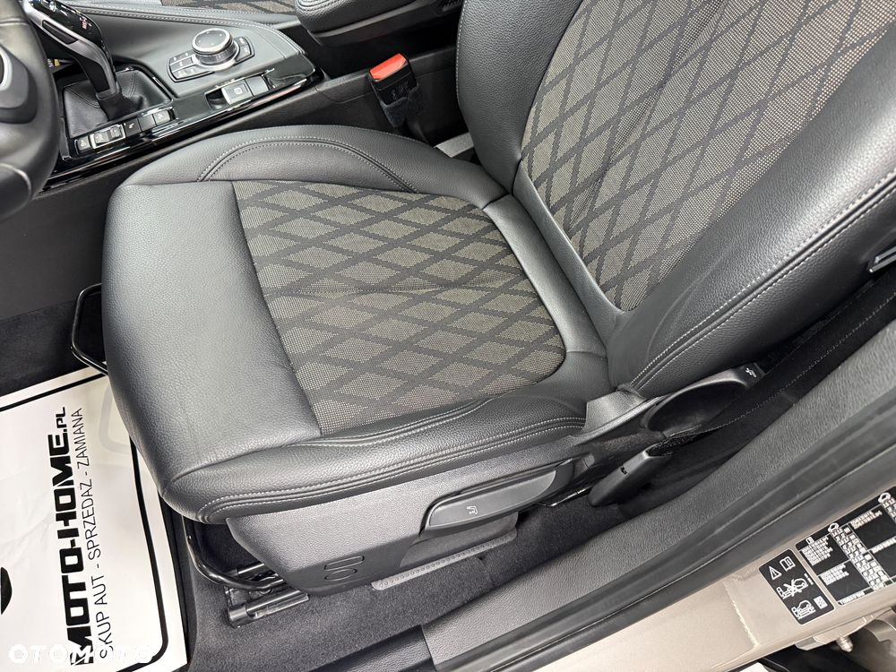 BMW X1 xDrive20i - 19