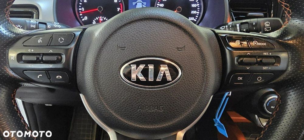 Kia Stonic - 21